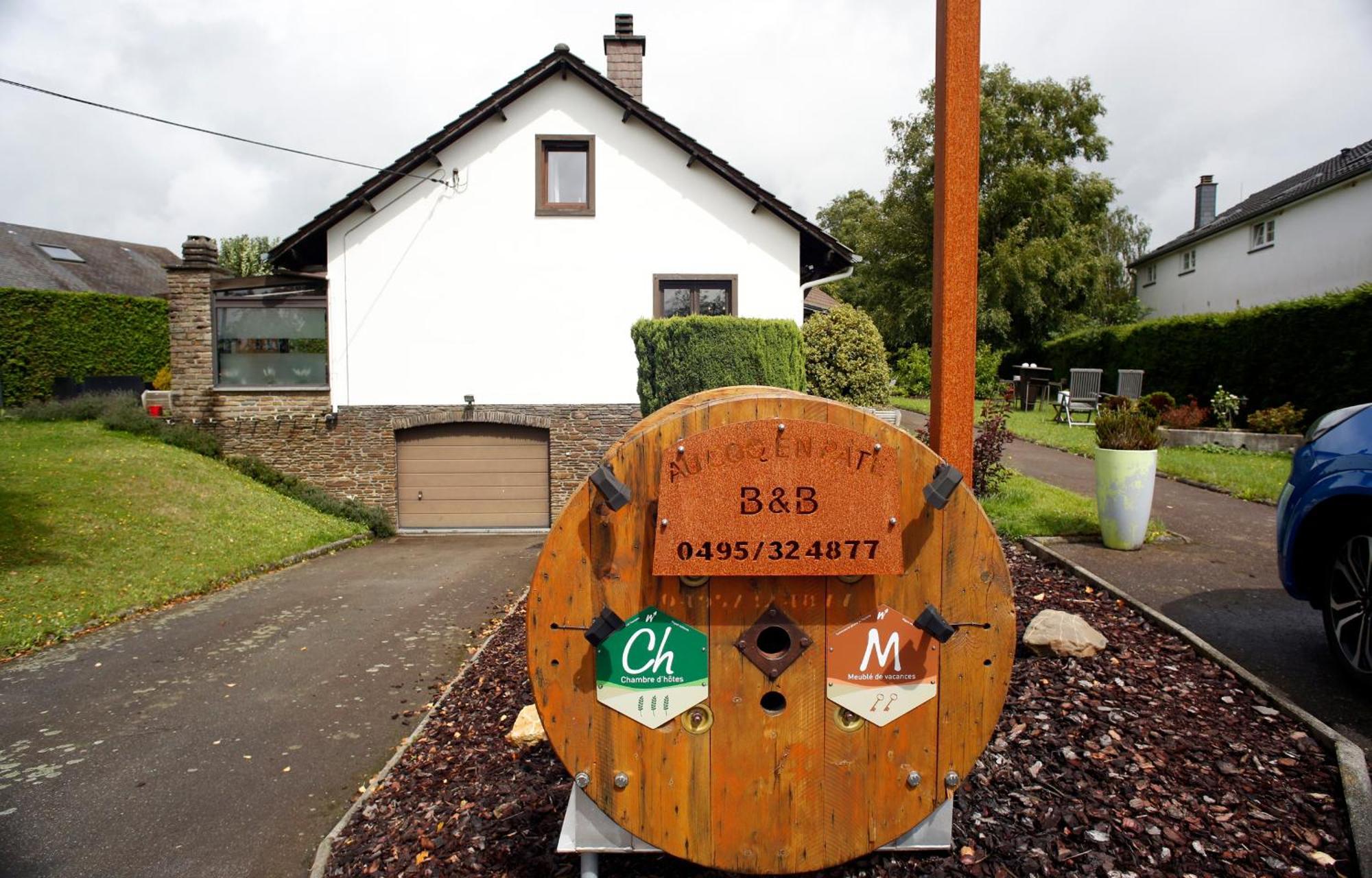 B&B Au Coq En Pate Jalhay Kültér fotó